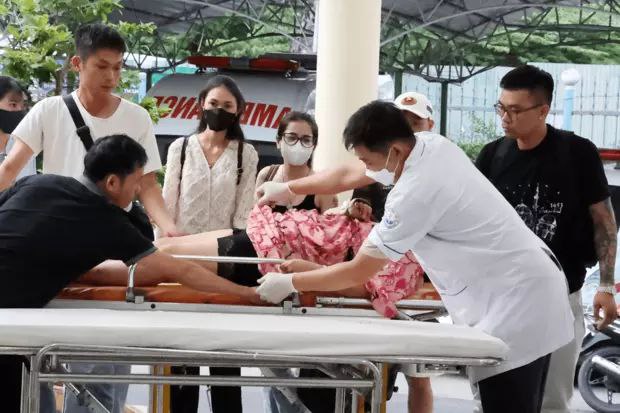4名中国游客在越南翻车事故中遇难，司机称刹车失灵，越南总理紧急发文